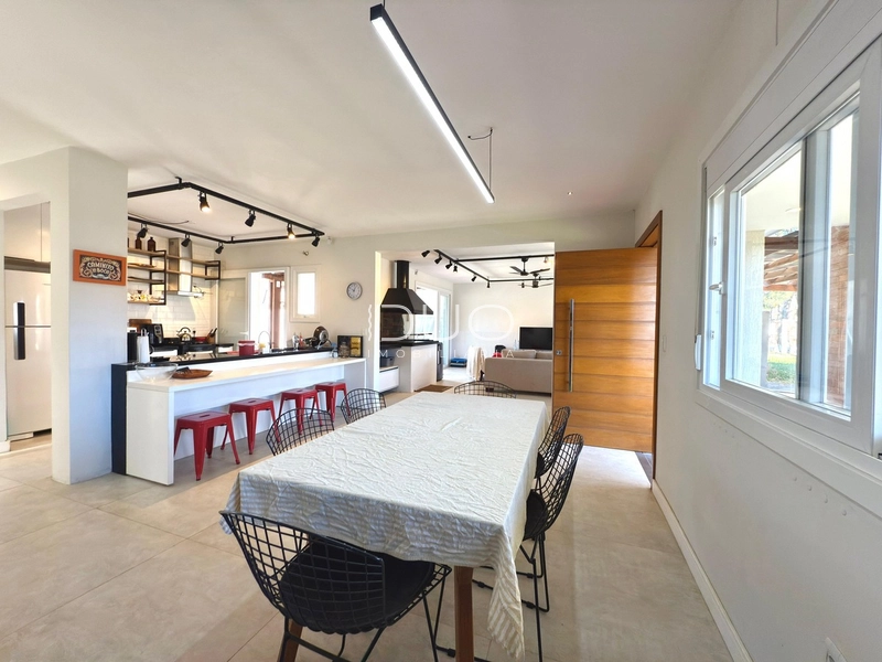 CASA EM XANGRI-LÁ: 11ª foto da galeria de imagens do imóvel