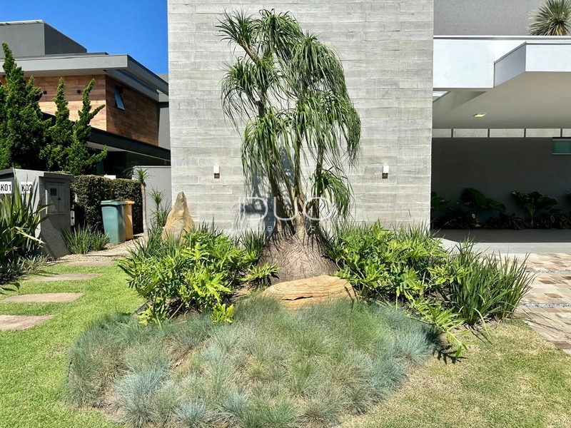 SOBRADO NO CONDOMÍNIO MALIBU EM XANGRI-LÁ: 5ª foto da galeria de imagens do imóvel