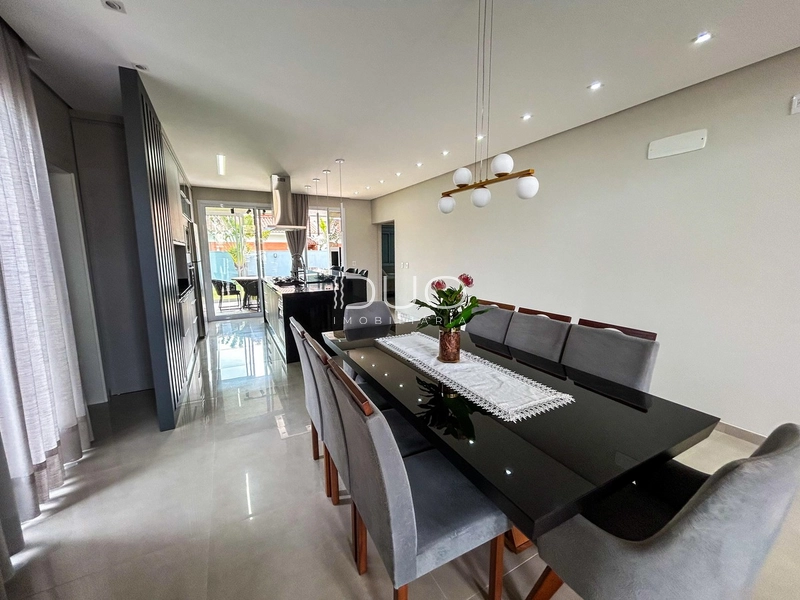 CASA NO CENTRO DE XANGRI-LÁ: 7ª foto da galeria de imagens do imóvel