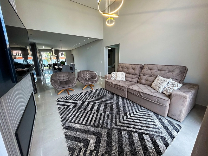 CASA NO CENTRO DE XANGRI-LÁ: 5ª foto da galeria de imagens do imóvel
