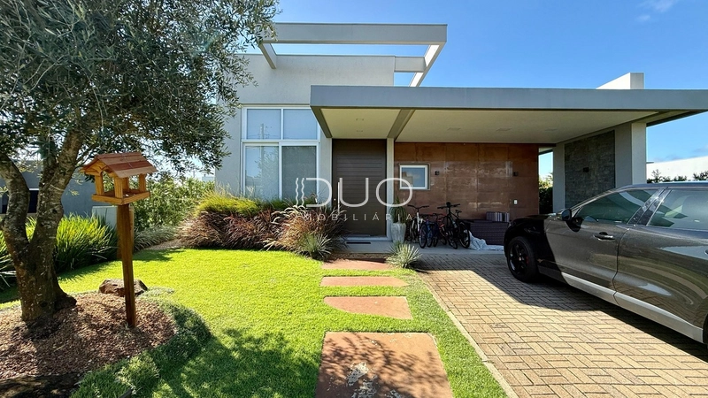 CASA NO CONDOMÍNIO DUBAI RESORT EM CAPÃO DA CANOA