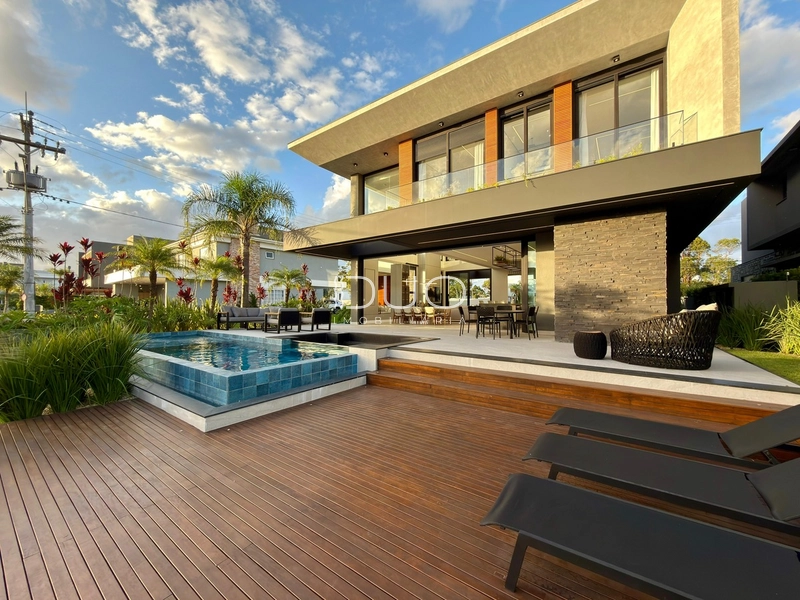 SOBRADO NO CONDOMÍNIO MALIBU , BEIRA LAGO: 21ª foto da galeria de imagens do imóvel