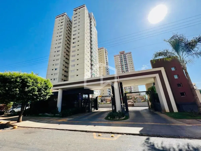 CONDOMINIO CLUBE ESMERALDA: 4ª foto da galeria de imagens do imóvel