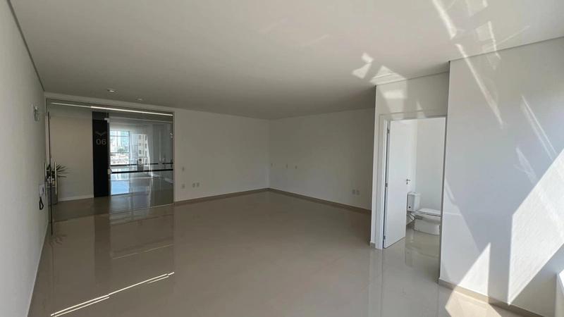 Sala comercial no Ed. Venturo: 2ª foto da galeria de imagens do imóvel