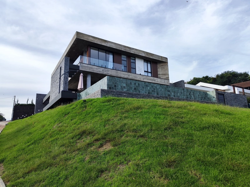 Casa de 3 suítes no Espelho das Águas: 1ª foto da galeria de imagens do imóvel