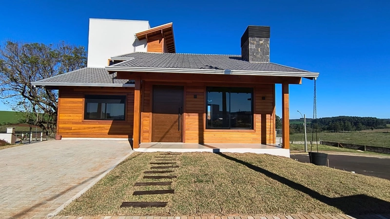 Casa de 3 quartos no Condomínio Luz do Sol: 10ª foto da galeria de imagens do imóvel
