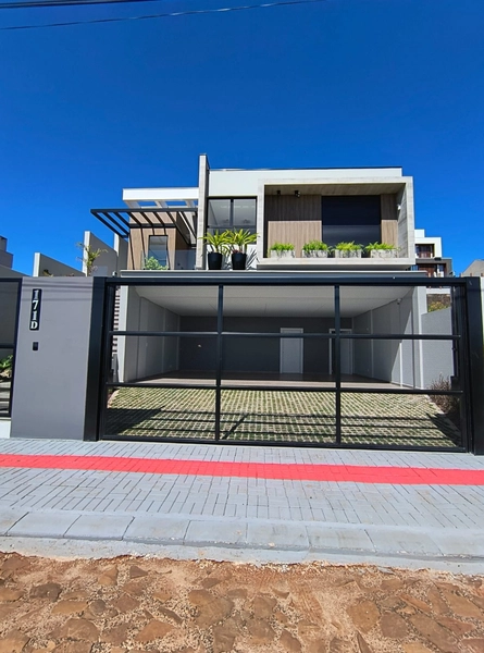 Casa de 3 suítes no Ludovico Silvestre!: 4ª foto da galeria de imagens do imóvel
