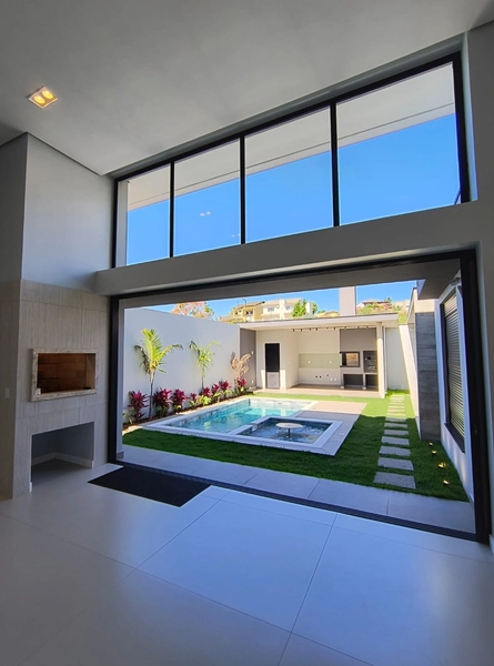 Casa de 3 suítes no Ludovico Silvestre!: 3ª foto da galeria de imagens do imóvel