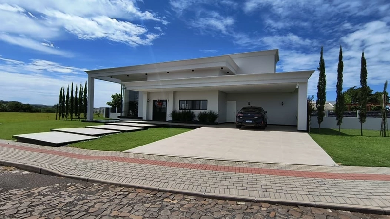 Casa Neoclássica no Bouganville!: 2ª foto da galeria de imagens do imóvel