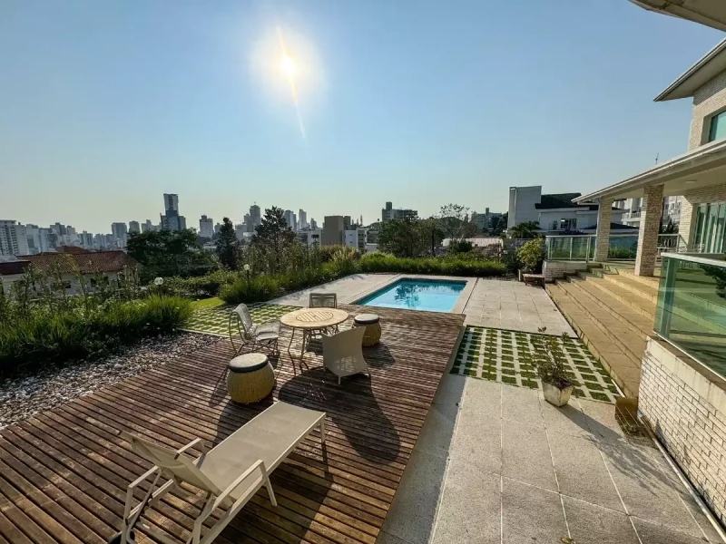 Casa de 4 suítes pertinho do Hospital Regional: 15ª foto da galeria de imagens do imóvel