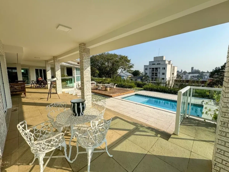 Casa de 4 suítes pertinho do Hospital Regional: 16ª foto da galeria de imagens do imóvel