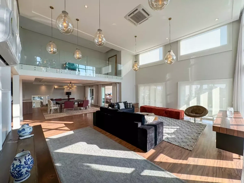 Casa de 4 suítes pertinho do Hospital Regional: 1ª foto da galeria de imagens do imóvel