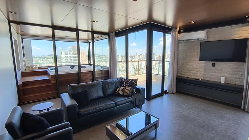 Cobertura de 3 suítes no Centro!: 3ª foto da galeria de imagens do imóvel