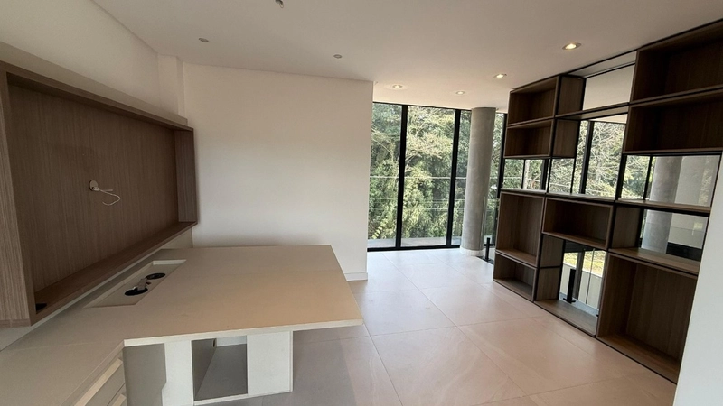 Casa  de 3 suítes e semi mobiliada no Walville!: 5ª foto da galeria de imagens do imóvel