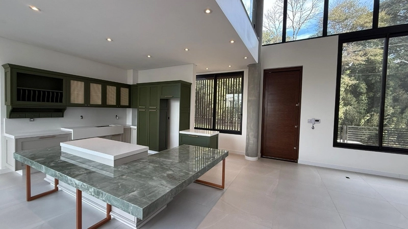 Casa  de 3 suítes e semi mobiliada no Walville!: 3ª foto da galeria de imagens do imóvel