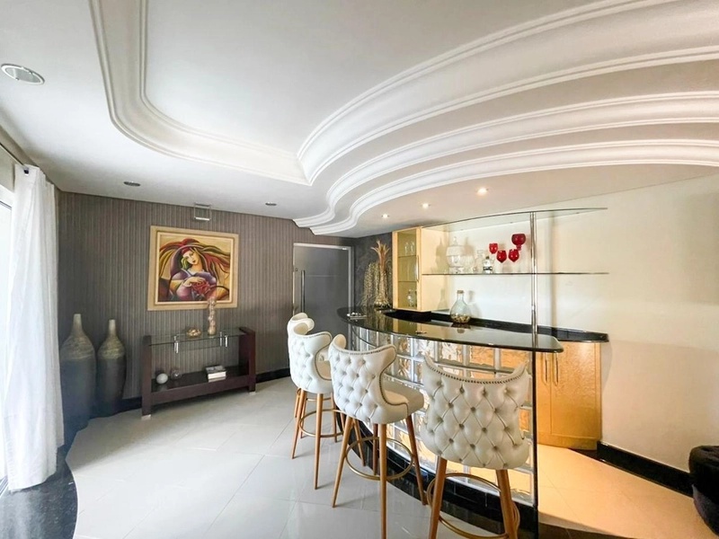 Casa de 4 quartos no Presidente Médici: 11ª foto da galeria de imagens do imóvel