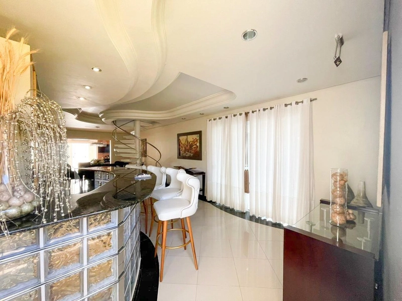 Casa de 4 quartos no Presidente Médici: 13ª foto da galeria de imagens do imóvel