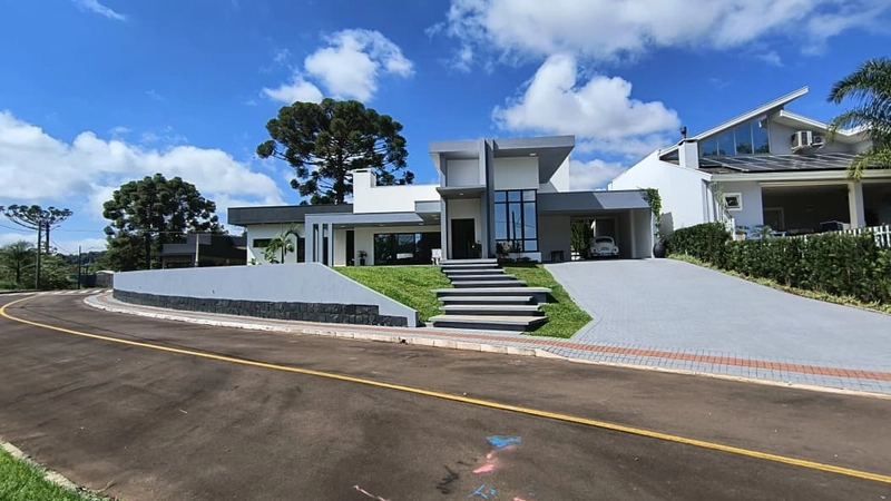 Casa de 4 quartos no Condomínio Guatapará!: 1ª foto da galeria de imagens do imóvel