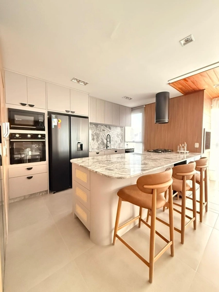 Apartamento de 3 quartos e 1 por andar: 1ª foto da galeria de imagens do imóvel