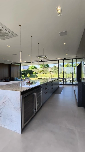 Casa linear no Bouganville: 14ª foto da galeria de imagens do imóvel