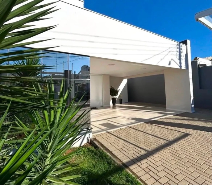 Casa de 3 quartos no Presidente Médici: 2ª foto da galeria de imagens do imóvel