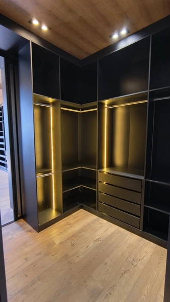 3 suítes, pub e muito mais!: 11ª foto da galeria de imagens do imóvel