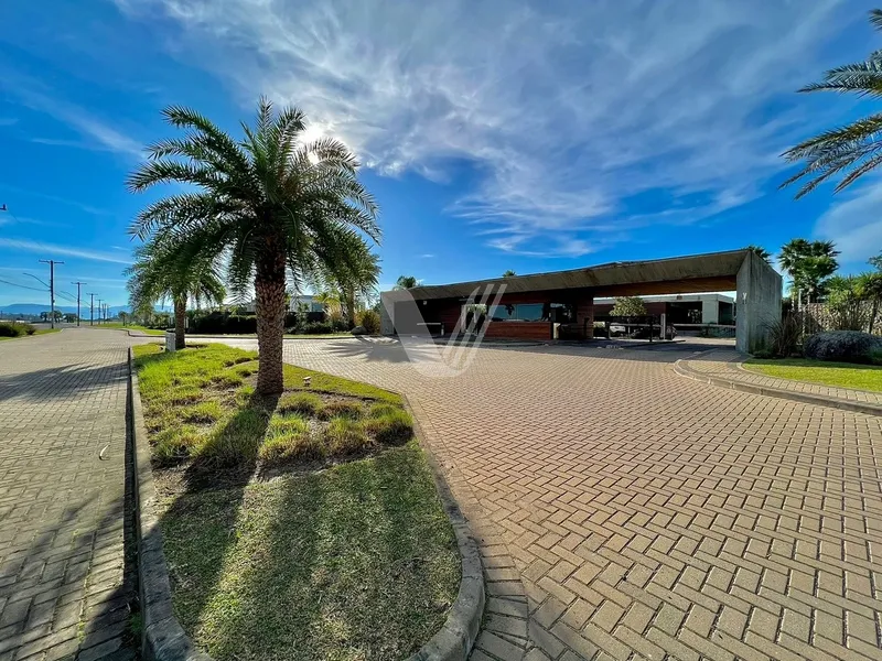 Lote no Condomínio Sense beira lago: 16ª foto da galeria de imagens do imóvel