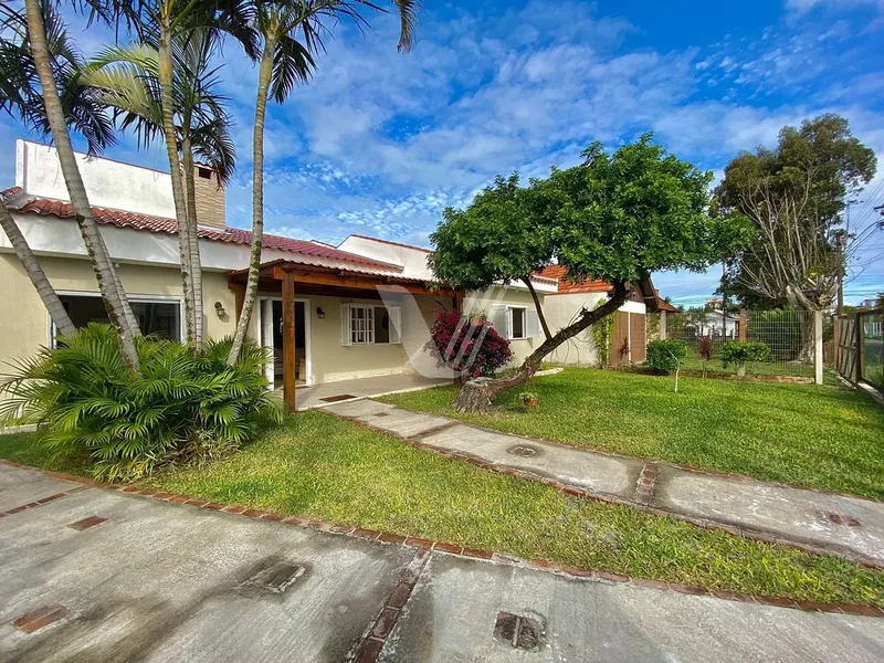 Casa Térrea 4 dormitórios bairro Atlântida em Xangri-lá: 1ª foto da galeria de imagens do imóvel