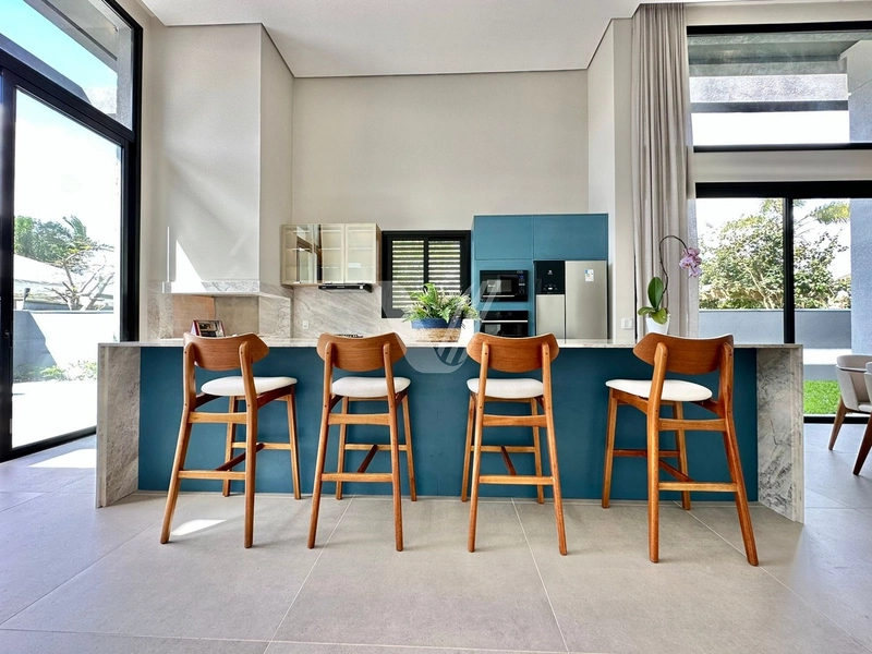 Casa com excelente localização em Atlântida: 12ª foto da galeria de imagens do imóvel