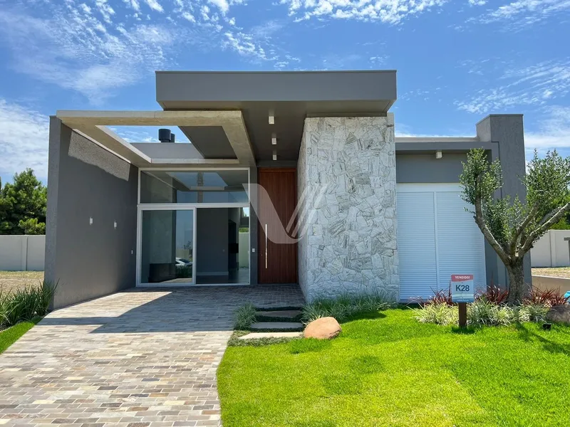 Casa nova e nunca habitada, com fino acabamento!: 1ª foto da galeria de imagens do imóvel