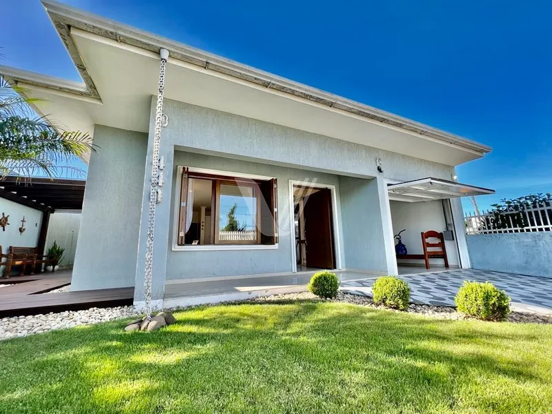 Casa 3 dormitórios em Xangri-Lá: 1ª foto da galeria de imagens do imóvel