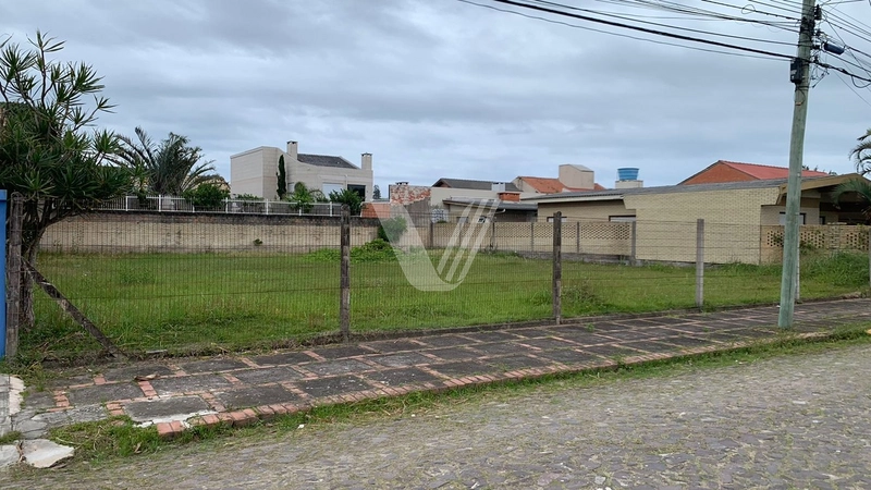 Terreno no Bairro CENTRO, Xangri-Lá: 1ª foto da galeria de imagens do imóvel