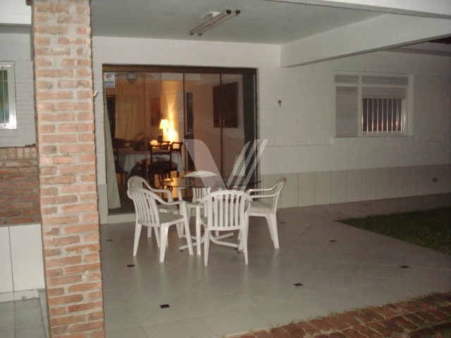 Casa Com 04 Dormitórios No Bairro Atlântida em Xangri-Lá: 15ª foto da galeria de imagens do imóvel