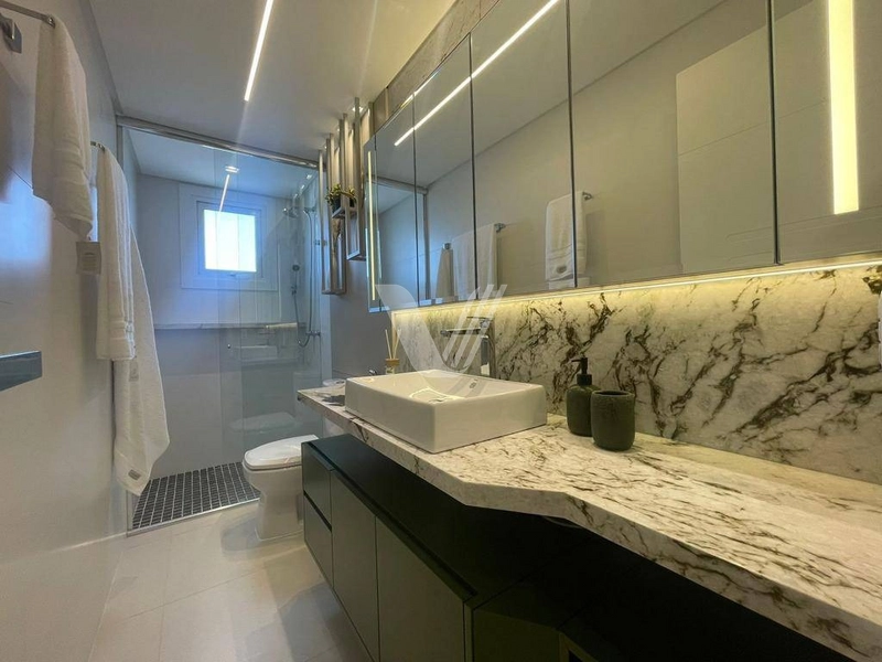 APARTAMENTO MAGNIFICO FINAMENTE DECORADO NA PRAIA!!: 29ª foto da galeria de imagens do imóvel