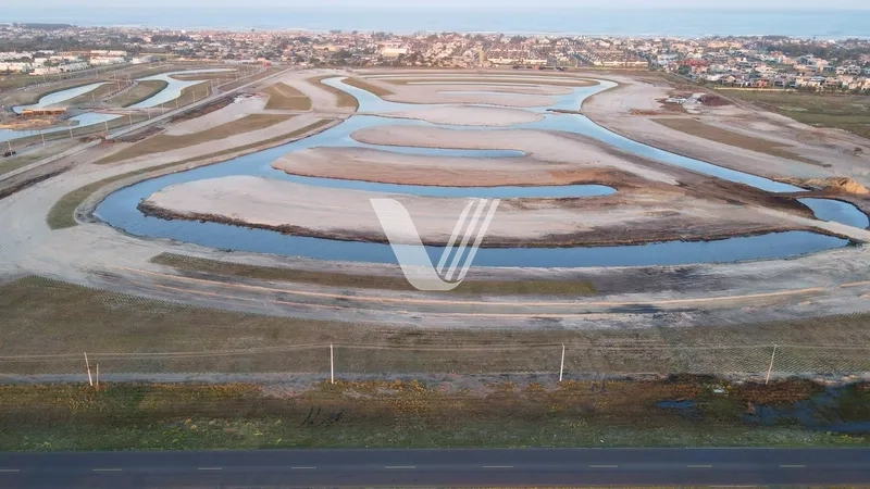 Lote Beira Lago no Condomínio Isla!: 15ª foto da galeria de imagens do imóvel