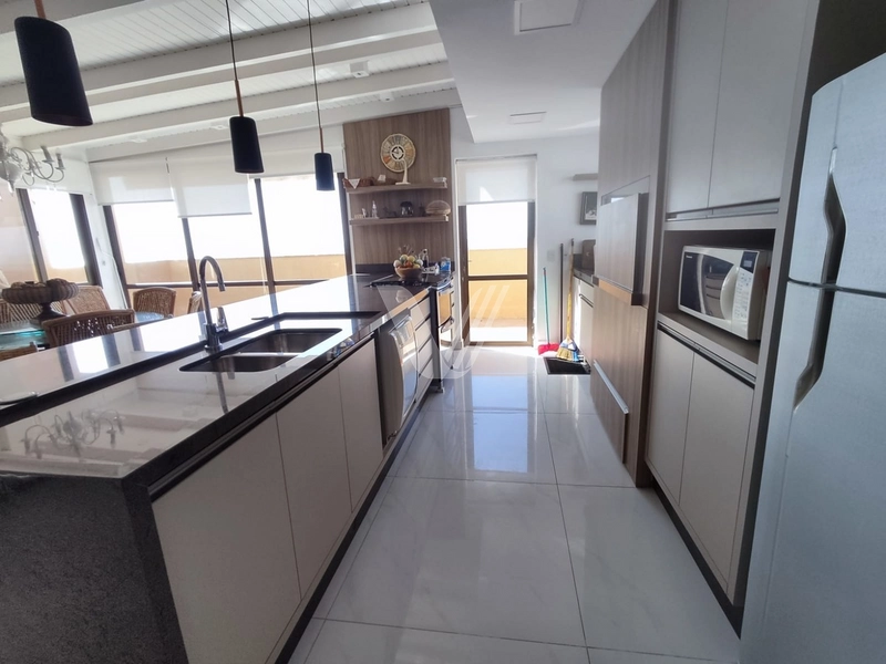 APARTAMENTO COBERTURA.05 DORMITÓRIOS(03 SUÍTES) MOBILIADO: 13ª foto da galeria de imagens do imóvel