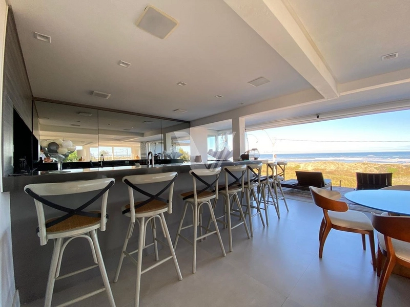 Belíssima casa de luxo á Beira Mar em Atlântida / Xangri-lá: 26ª foto da galeria de imagens do imóvel