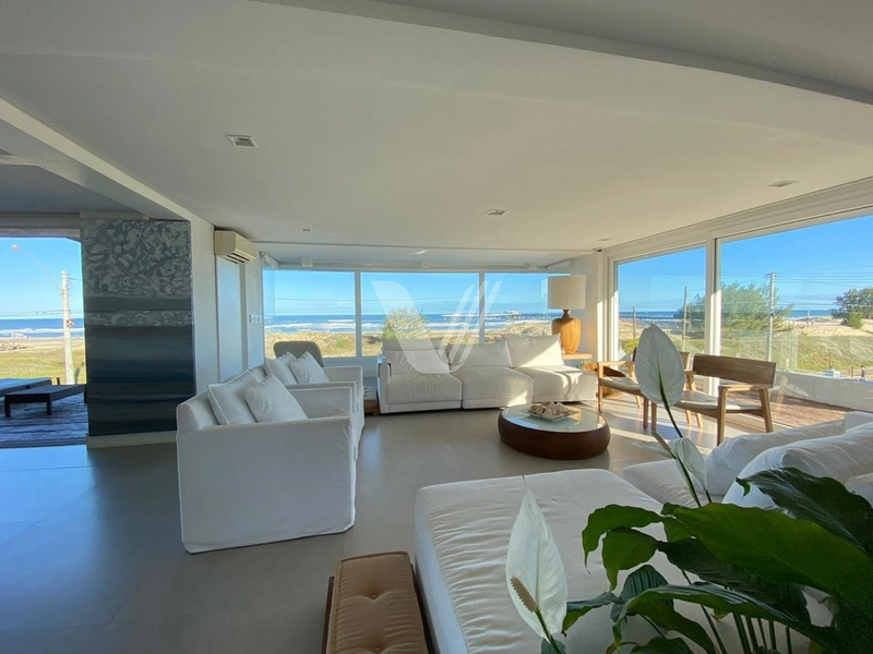 Belíssima casa de luxo á Beira Mar em Atlântida / Xangri-lá: 13ª foto da galeria de imagens do imóvel