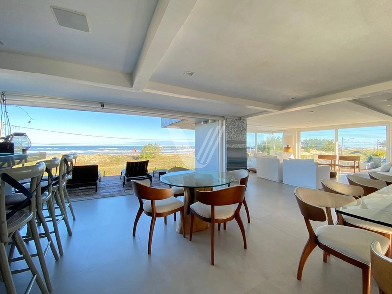 Belíssima casa de luxo á Beira Mar em Atlântida / Xangri-lá: 25ª foto da galeria de imagens do imóvel