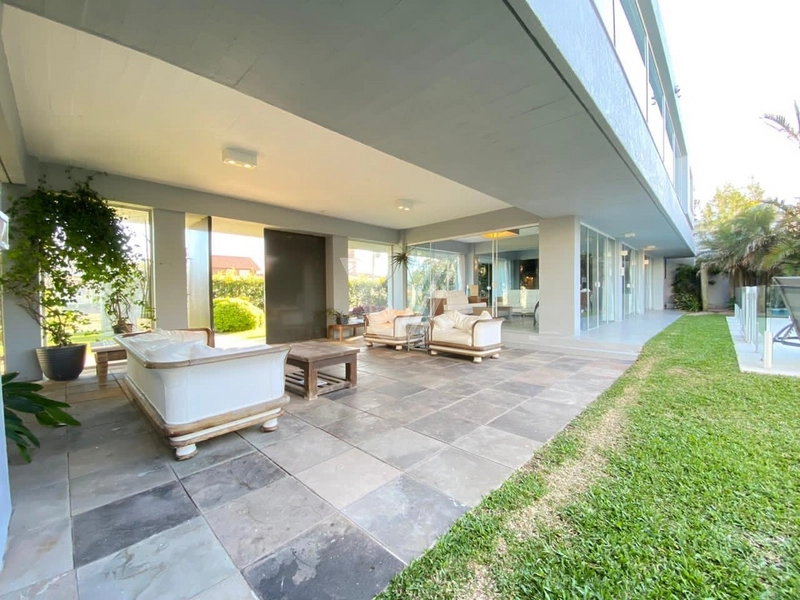 Belíssima casa de luxo á Beira Mar em Atlântida / Xangri-lá: 29ª foto da galeria de imagens do imóvel