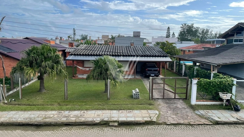 Casa no Bairro CENTRO, Xangri-lá Duas Quadras do Mar: 1ª foto da galeria de imagens do imóvel