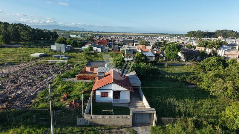 Casa no Bairro GUARANI, Capão da Canoa: 2ª foto da galeria de imagens do imóvel