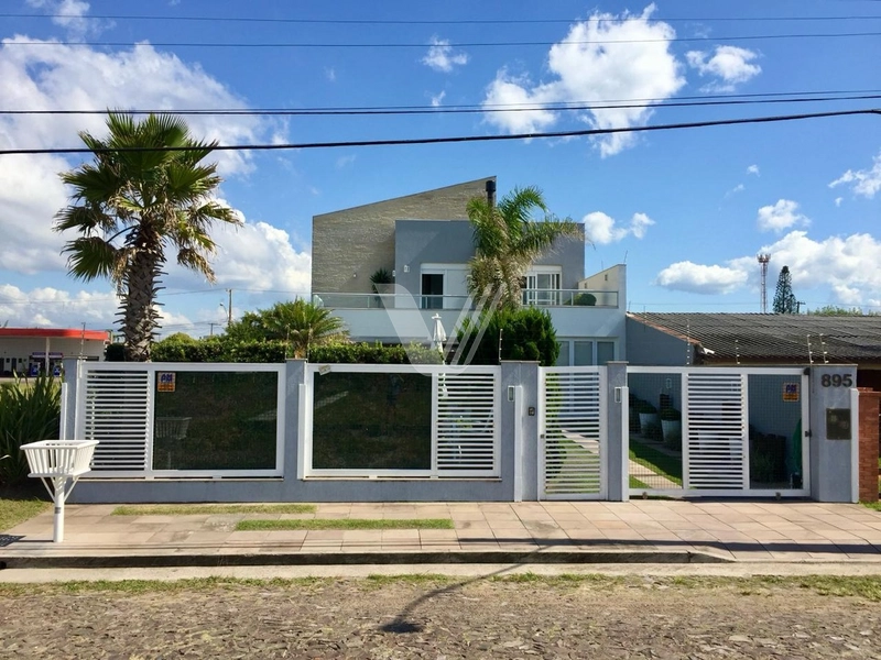 Casa no Bairro RAINHA DO MAR, Xangri-Lá: 2ª foto da galeria de imagens do imóvel