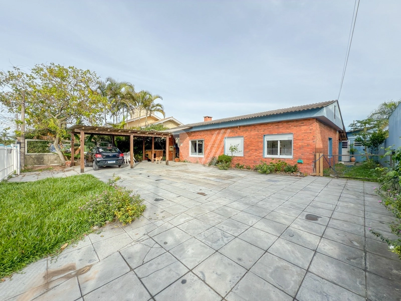 Casa no Bairro ATLÂNTIDA, Xangri-Lá: 2ª foto da galeria de imagens do imóvel