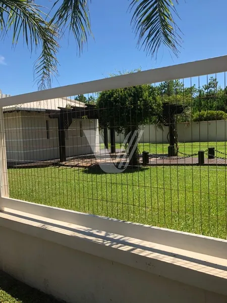 CASA MARAVILHOSA EM CAPÃO NOVO com piscina, 1.500m2, 3 dorm.: 9ª foto da galeria de imagens do imóvel