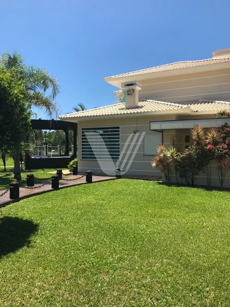 CASA MARAVILHOSA EM CAPÃO NOVO com piscina, 1.500m2, 3 dorm.: 20ª foto da galeria de imagens do imóvel