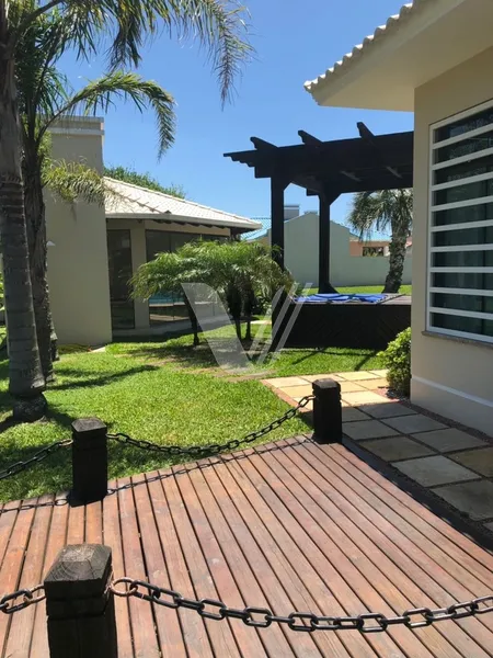 CASA MARAVILHOSA EM CAPÃO NOVO com piscina, 1.500m2, 3 dorm.: 21ª foto da galeria de imagens do imóvel