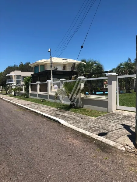 CASA MARAVILHOSA EM CAPÃO NOVO com piscina, 1.500m2, 3 dorm.: 15ª foto da galeria de imagens do imóvel