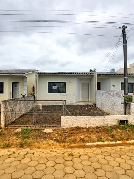 DUAS CASAS GEMINADAS NO BAIRRO JANUÁRIA. FINANCIA: 1ª foto da galeria de imagens do imóvel