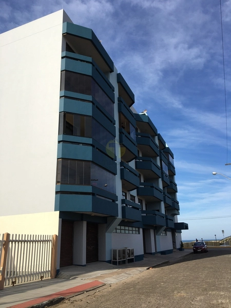 Apartamentos na praia de frente para o mar Balneário Gaivota SC: 2ª foto da galeria de imagens do imóvel